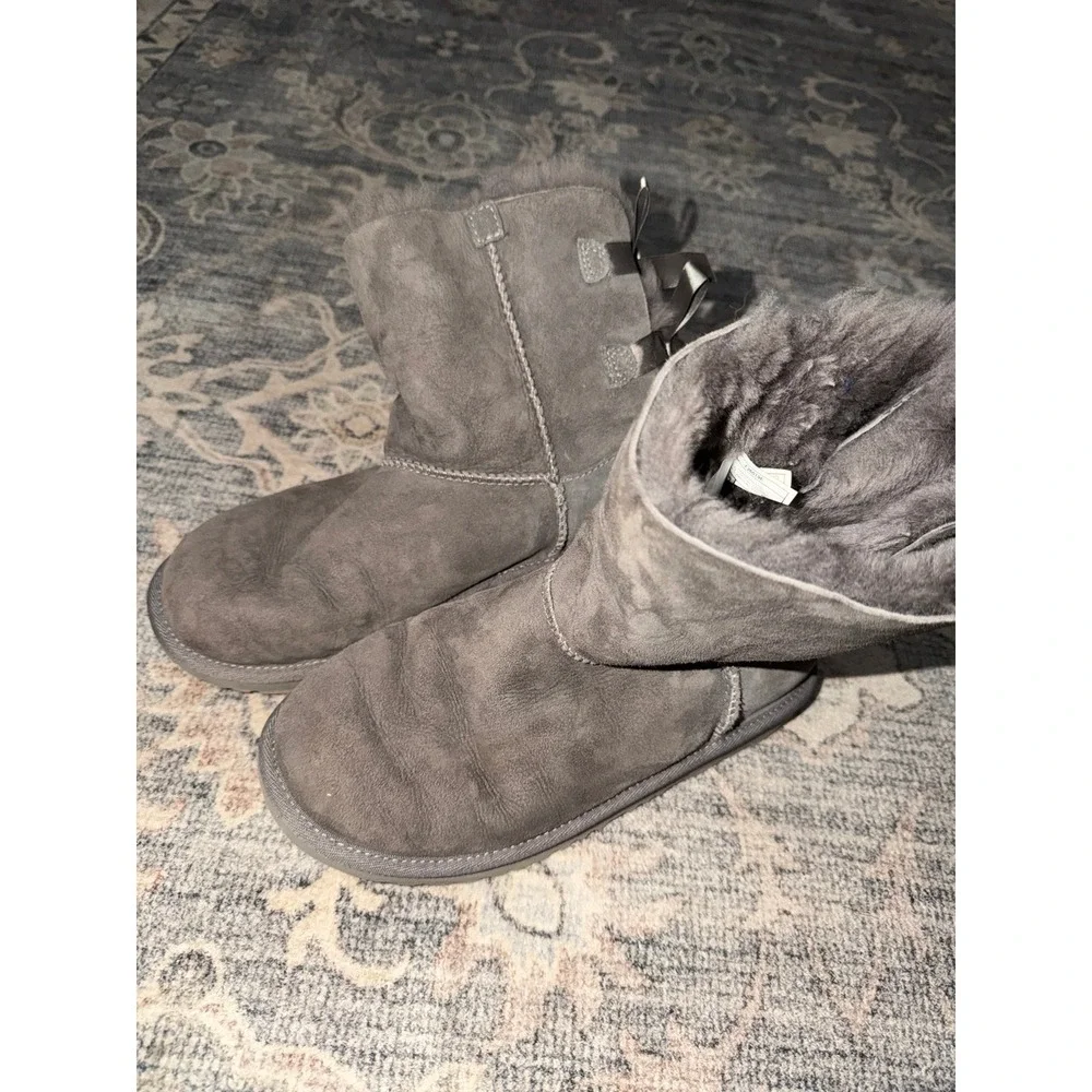 UGG Bailey Bow Gray Fur Boots